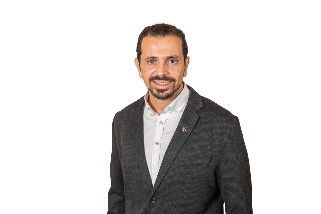 Keleşzade: “Halkın yanında olmak için adayız”