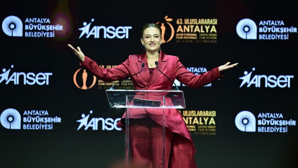 63. Uluslararası Antalya Altın Portakal Film Festivali’nin açılış töreni yapıldı