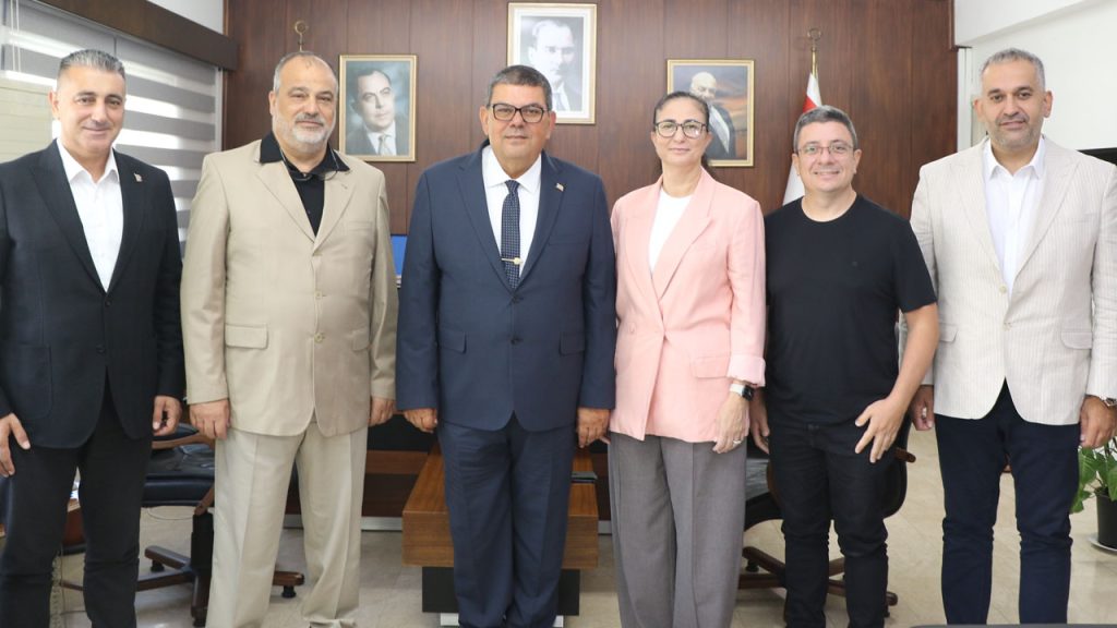 Berova, Kıbrıs Türk İşverenler Sendikası heyetini kabul etti