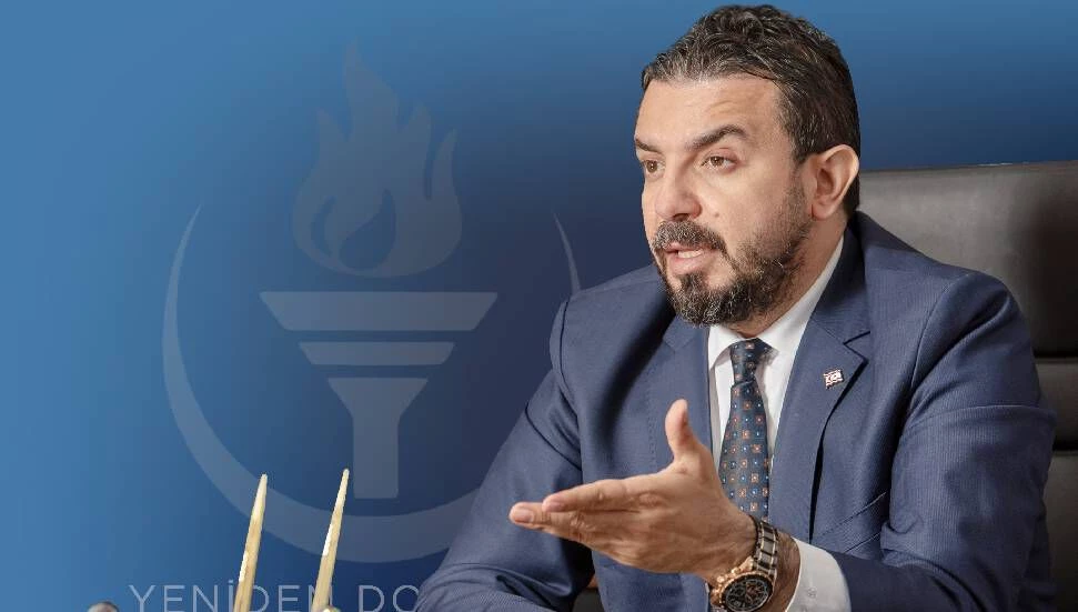 Bertan Zaroğlu: Gençlere araba kredisi yerine raylı sistemi konuşalım