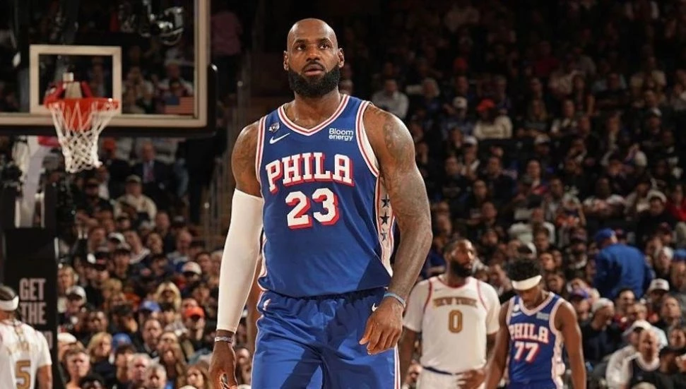 Trump’tan LeBron James’e “milli marş” tepkisi