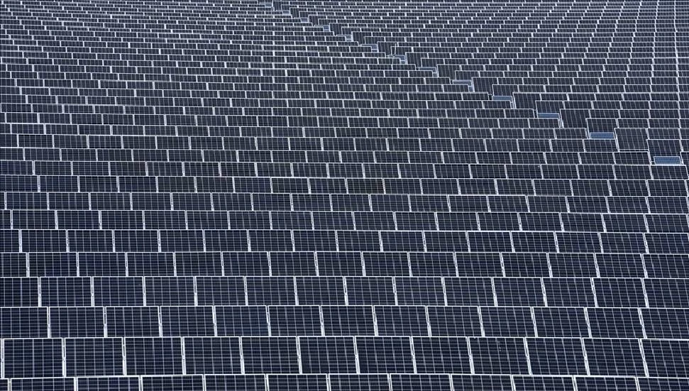 Güney Kıbrıs’ta “Aradippou” Belediyesi’nden 4,2 milyon euroluk güneş parkı